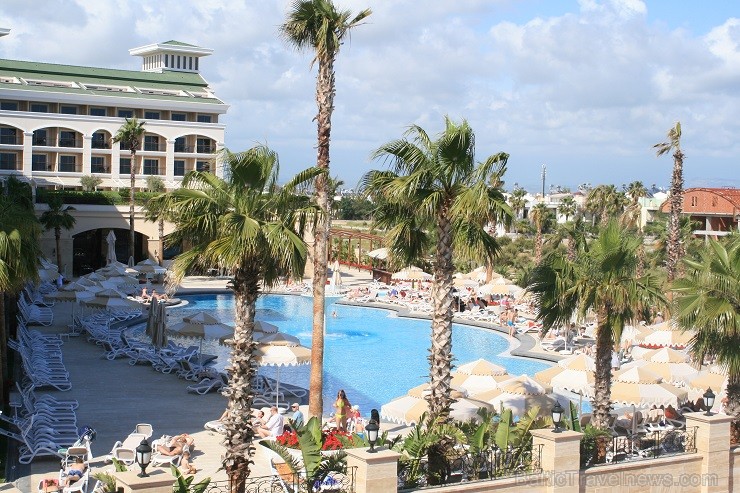 Travelnews.lv redakcija apmeklē Alva Donna Exclusive Hotel & Spa - viesnīcu Turcijā ar plašu teritoriju un aktivitātēm bērniem. Rezervē atpūtu - www.n 125670