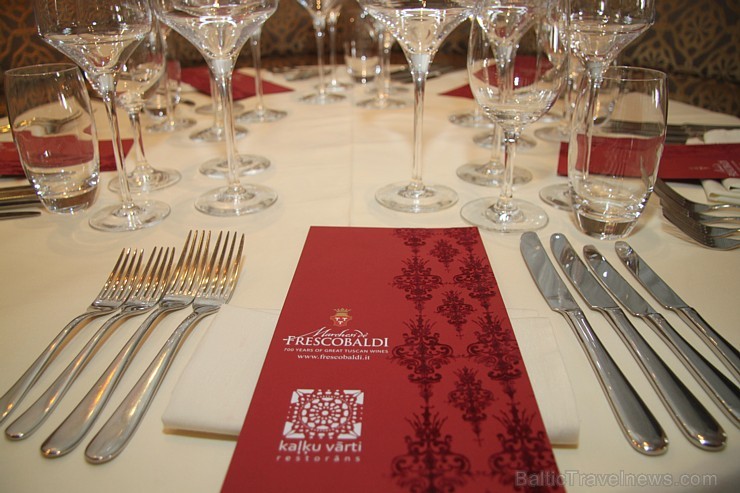 Itālijas vīna nams «Marchesi de Frescobaldi» 11.06.2014 prezentējās Vecrīgas restorānā «Kaļķu vārti» ar alkoholisko dzērienu vairumtirdzniecības uzņēm 125706