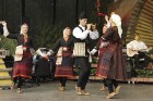 Pasaules saulgriežu festivāla programmu veidoja dziesmas, dejas un rituāli, sākot ar pašmāju un tuvāko kaimiņu skanīgākajiem līgotājiem, Rumānijas un  32
