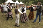 Pasaules saulgriežu festivāla programmu veidoja dziesmas, dejas un rituāli, sākot ar pašmāju un tuvāko kaimiņu skanīgākajiem līgotājiem, Rumānijas un  44