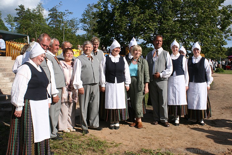 28. jūnijā Salas novada Sēlpils pagasta Zvejnieklīcī norisinājās visu Sēlijas novadu (Jaunjelgavas, Viesītes, Salas, Jēkabpils, Neretas, Aknīstes, Ilū 28. jūnijā Salas novada Sēlpils pagasta Zvejnieklīcī norisinājās visu Sēlijas novadu (Jaunjelgavas, Viesītes, Salas, Jēkabpils, Neretas, Aknīstes, Ilū 126424