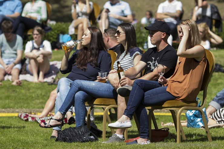 Dikļu pilī noticis pirmais mūzikas mini festivāls 126478