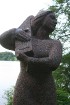 Tēlnieces Aleksandras Briedes darinātā skulptūra 