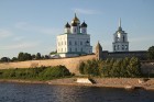 Apmeklējam Pleskavas kremli, ko cēla, lai aizsargātos no latgaļiem un igauņiem 30