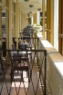 Victoria Palace koloniālais stils samaisās ar viesnīcas īpašnieku dažkārt pārspīlētajām stila vēlmēm, viedojot interesanti bagatīgu buķeti http://www. 35