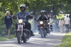 Starptautiskā moto festivāla Baltic Jawa 2014 dalībnieki viesojas Dikļu pilī 6