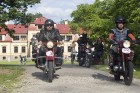 Starptautiskā moto festivāla Baltic Jawa 2014 dalībnieki viesojas Dikļu pilī 36