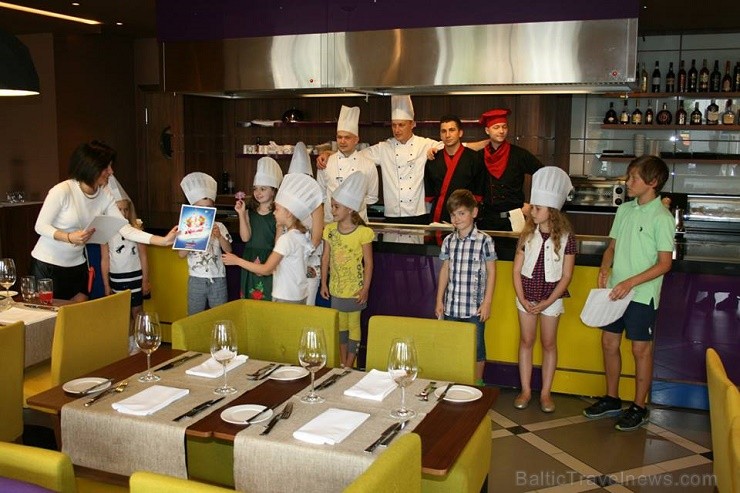 Pagājušo svētdien, 6. jūlijā, restorānā The Traveller norisinājās pirmā kulinārijas meistarklase bērniem. 127524