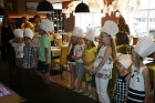 Pagājušo svētdien, 6. jūlijā, restorānā The Traveller norisinājās pirmā kulinārijas meistarklase bērniem. 27