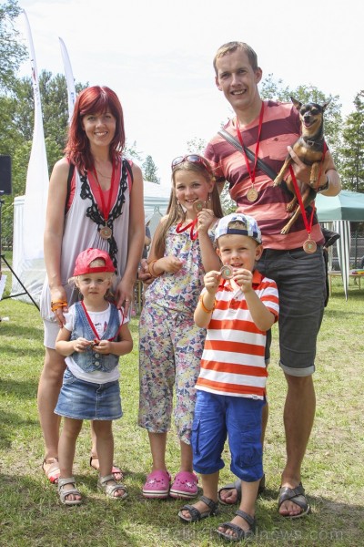 19. jūlijā Neretas novada svētku laikā, ģimenes varēja piedalīties Ģimeņu sporta festivālā,  kur katra - gan liela, gan maza sportot griboša ģimene iz 128610
