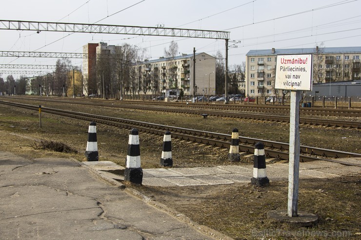 Olaines dzelzceļa stacija ir viena no pirmajām stacijām uz Rīga - Jelgava dzelzceļa līnijas 128761