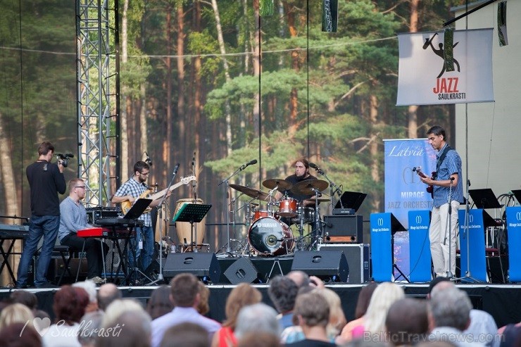 Līdz 26. jūlijam Minhauzena Undā notiek XVII starptautiskais Saulkrastu džeza festivāls «Saulkrasti Jazz 2014», kurā uzstājas izcili džeza mūziķi no 1 Līdz 26. jūlijam Minhauzena Undā notiek XVII starptautiskais Saulkrastu džeza festivāls «Saulkrasti Jazz 2014», kurā uzstājas izcili džeza mūziķi no 1 129163