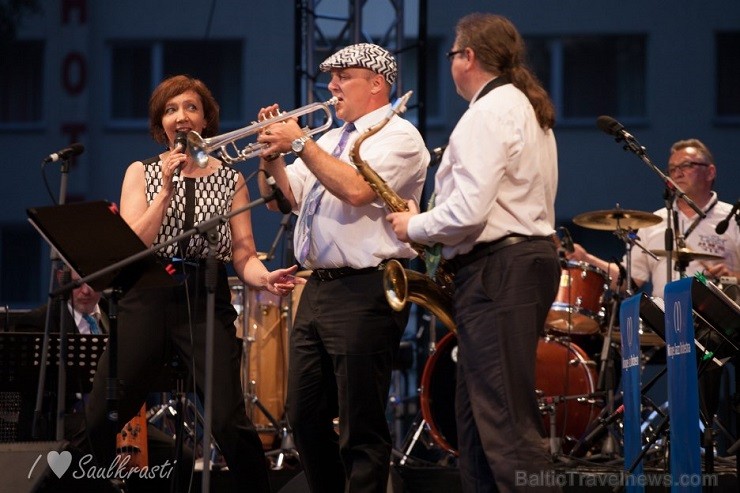 Līdz 26. jūlijam Minhauzena Undā notiek XVII starptautiskais Saulkrastu džeza festivāls «Saulkrasti Jazz 2014», kurā uzstājas izcili džeza mūziķi no 1 Līdz 26. jūlijam Minhauzena Undā notiek XVII starptautiskais Saulkrastu džeza festivāls «Saulkrasti Jazz 2014», kurā uzstājas izcili džeza mūziķi no 1 129170