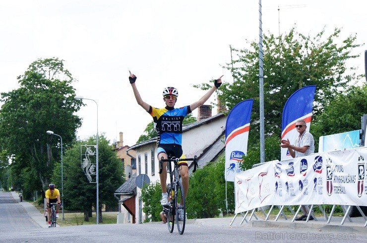 26.07.2014 Emīlijas Sonkas, kas pirms 50 gadiem izcīnīja pasaules čempiones riteņbraukšanā titulu, dzimtajā Alsungā tika aizvadīts kārtējais «Baltais  129339
