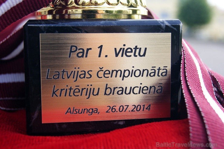 26.07.2014 Emīlijas Sonkas, kas pirms 50 gadiem izcīnīja pasaules čempiones riteņbraukšanā titulu, dzimtajā Alsungā tika aizvadīts kārtējais «Baltais 26.07.2014 Emīlijas Sonkas, kas pirms 50 gadiem izcīnīja pasaules čempiones riteņbraukšanā titulu, dzimtajā Alsungā tika aizvadīts kārtējais «Baltais 129340