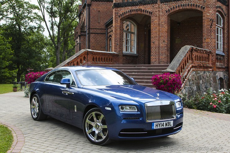 Ceļojums ar «Rolls Royce Wraith» uz Kuldīgu... maza atpūtas pauze Jaunmoku pilī (www.jaunmokupils.lv) 129521