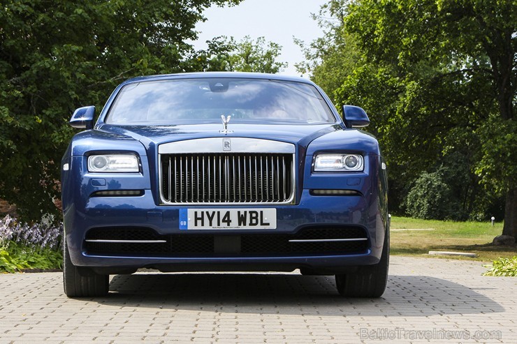 Ceļojums ar «Rolls Royce Wraith» uz Kuldīgu... maza atpūtas pauze Jaunmoku pilī (www.jaunmokupils.lv) Ceļojums ar «Rolls Royce Wraith» uz Kuldīgu... maza atpūtas pauze Jaunmoku pilī (www.jaunmokupils.lv) 129526