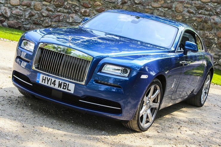 Travelnews.lv redakcija 28.07.2014 veic dienas ceļojumu ar jauno un jaudīgo «Rolls Royce Wraith» uz Kuldīgu 129534