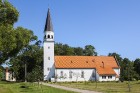 Dievnams rakstos pirmoreiz minēts 1483.gadā, draudzes aizbildņi bijuši kņazu Kropotkinu ģimene. Laikā no 1965.-1990.gadam Siguldas baznīca bija vienīg 1