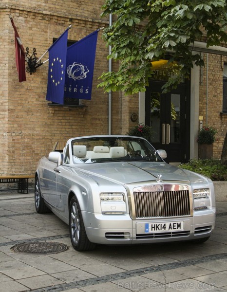 Travelnews.lv izbrauc ar jauno «Rolls-Royce Phantom Drophead Coupe» pa Kurzemi 130034
