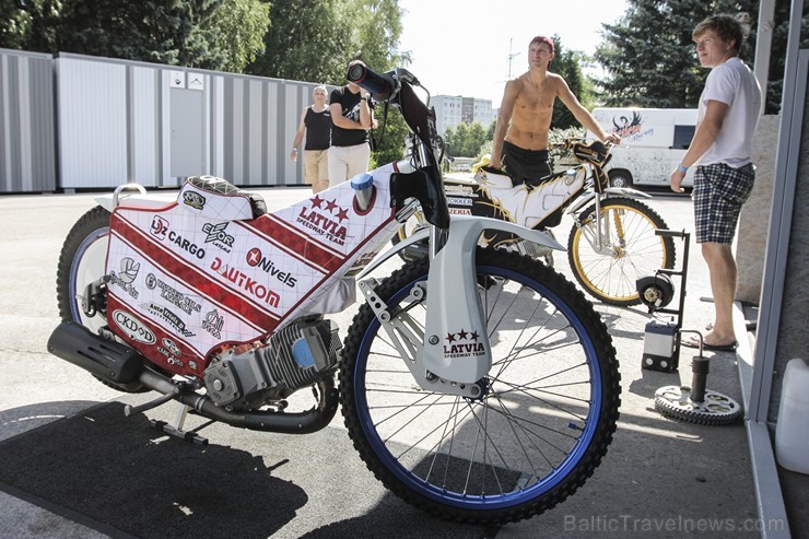 Rīgā, pilsētas svētku ietvaros, Biķernieku trasē notiks Rietumu Bank Latvian FIM Speedway Grand Prix 8.posms. Ar šīm, pasaulē augstākajām spīdveja sac Rīgā, pilsētas svētku ietvaros, Biķernieku trasē notiks Rietumu Bank Latvian FIM Speedway Grand Prix 8.posms. Ar šīm, pasaulē augstākajām spīdveja sac 130056