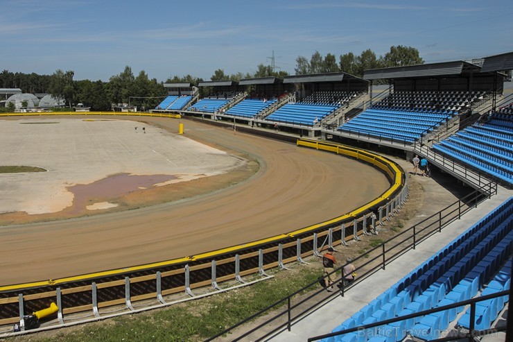 Rīgā, pilsētas svētku ietvaros, Biķernieku trasē notiks Rietumu Bank Latvian FIM Speedway Grand Prix 8.posms. Ar šīm, pasaulē augstākajām spīdveja sac 130069