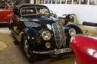 Retro auto muzejs Pilsrundālē iepriecina ikvienu vēsturisko spēkratu cienītāju 6