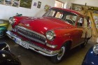 Retro auto muzejs Pilsrundālē iepriecina ikvienu vēsturisko spēkratu cienītāju 8