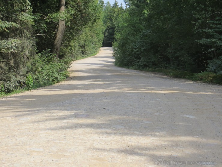 Travelnews.lv pirmās dienas maršruts ir Rīga - Ērgļi (100 km), izmantojot P4 ceļu, kuram no Vāverkroga līdz Juglai ir neasfaltēts ceļa posms cauri Kan Travelnews.lv pirmās dienas maršruts ir Rīga - Ērgļi (100 km), izmantojot P4 ceļu, kuram no Vāverkroga līdz Juglai ir neasfaltēts ceļa posms cauri Kan 130698