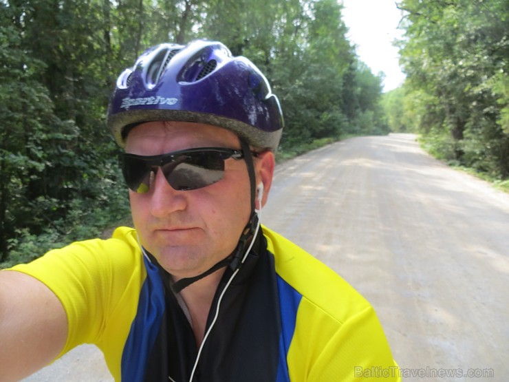 BalticTravelnews.com direktors Aivars Mackevičs ar saliekamo velosipēdu «Tern Link C7» izbrauc Kangaru kalnus (P4) BalticTravelnews.com direktors Aivars Mackevičs ar saliekamo velosipēdu «Tern Link C7» izbrauc Kangaru kalnus (P4) 130699
