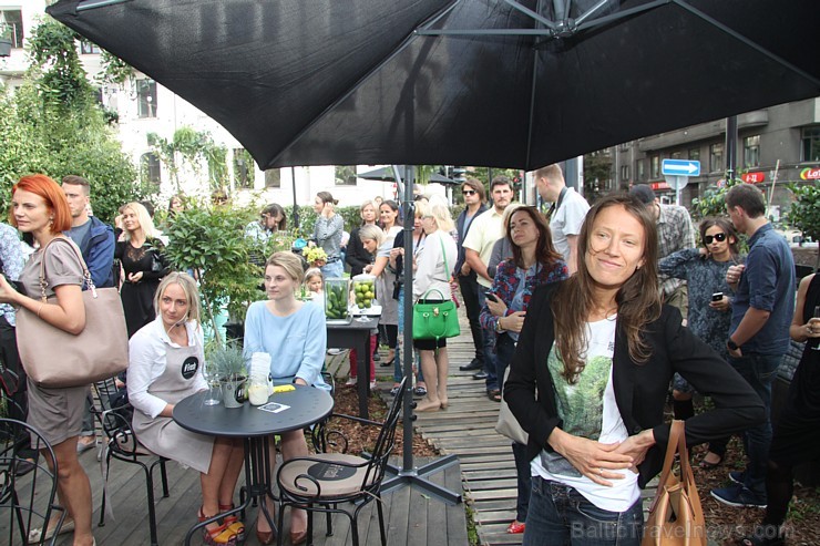 Rīgā atklāta #Fresh skaisto mirkļu kafejnīca «Urbānais Dārzs» 131452