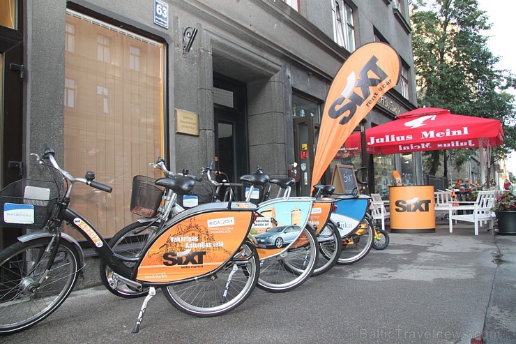 Autonomas «Sixt» velosipēdisti ciemojas un sacenšas 20.08.2014 Rīgas restorānā «Sirmais & Dreibants» 131557