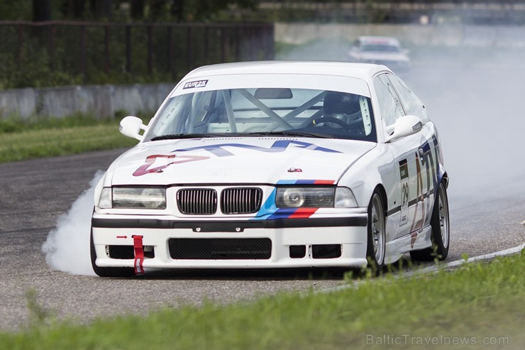 Jau šodien sākas šī gada lielākās autošosejas sacensības Riga Summer Race 131654