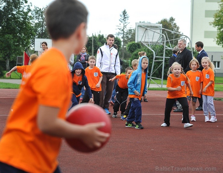 02.09.2014 ar sporta stundu Siguldas pilsētas vidusskolā tika atklāta Latvijā pirmā klase ar sporta novirzienu 132708