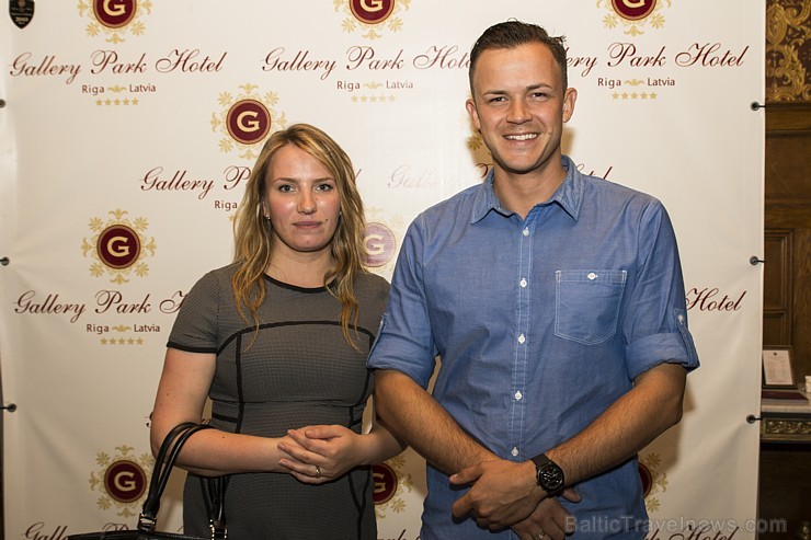Rīgas piecu zvaigžņu viesnīcas «Gallery Park Hotel» 5 gadu jubilejas viesi, draugi un atbalstītāji Rīgas piecu zvaigžņu viesnīcas «Gallery Park Hotel» 5 gadu jubilejas viesi, draugi un atbalstītāji 133031