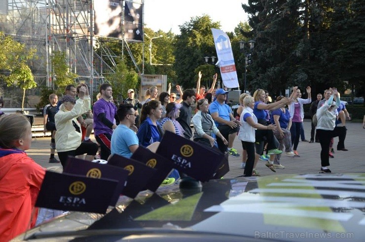03.09.2014 Esplanādē noticis Radisson BLU un ESPA Rīga tematiskais skriešanas treniņš, kas organizēts pasākuma NIKE Riga Run ietvaros 03.09.2014 Esplanādē noticis Radisson BLU un ESPA Rīga tematiskais skriešanas treniņš, kas organizēts pasākuma NIKE Riga Run ietvaros 133146