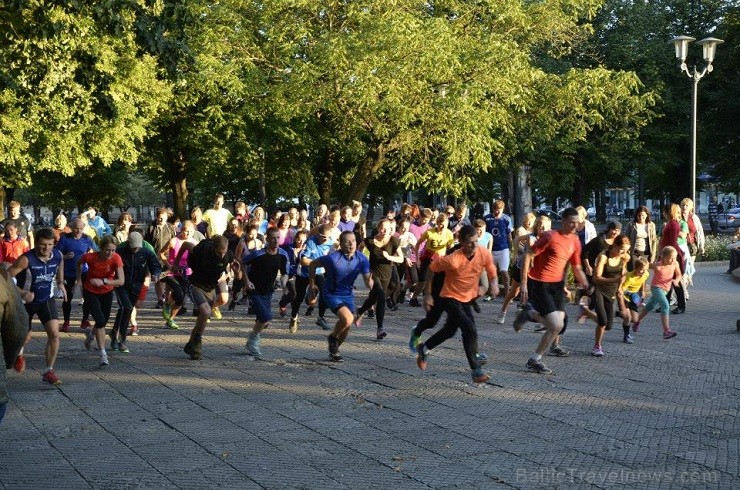 03.09.2014 Esplanādē noticis Radisson BLU un ESPA Rīga tematiskais skriešanas treniņš, kas organizēts pasākuma NIKE Riga Run ietvaros 03.09.2014 Esplanādē noticis Radisson BLU un ESPA Rīga tematiskais skriešanas treniņš, kas organizēts pasākuma NIKE Riga Run ietvaros 133150