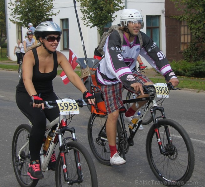 24. Latvijas riteņbraucēju Vienības brauciens Siguldā pulcē vairāk nekā 4000 dalībniekus 133263