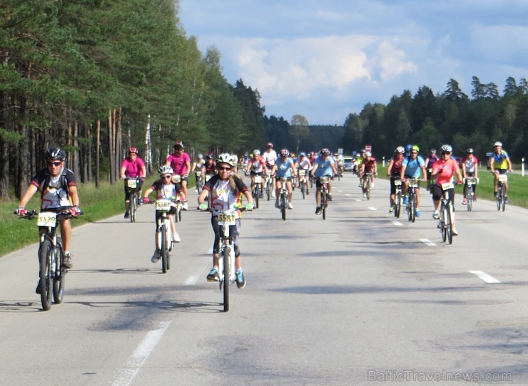24. Latvijas riteņbraucēju Vienības brauciens Siguldā pulcē vairāk nekā 4000 dalībniekus 133276