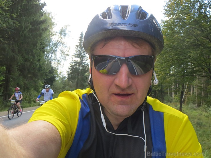 BalticTravelnews.com direktors Aivars Mackevičs piedalās 24. Latvijas riteņbraucēju Vienības braucienā ar saliekamo velosipēdu Tern Link C7 (www.Hawai BalticTravelnews.com direktors Aivars Mackevičs piedalās 24. Latvijas riteņbraucēju Vienības braucienā ar saliekamo velosipēdu Tern Link C7 (www.Hawai 133283