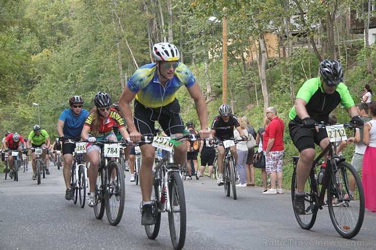 24. Latvijas riteņbraucēju Vienības brauciens Siguldā pulcē vairāk nekā 4000 dalībniekus 133304