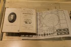 Nacionālajā bibliotēkā apskatāms  G. F. Stendera izgatavotais globuss 12