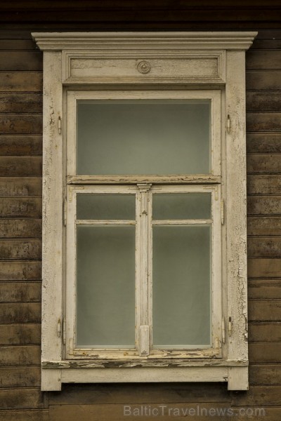 Dekoratīvās logu apmales piesaista daudzus Krāslavas tūristus 133560
