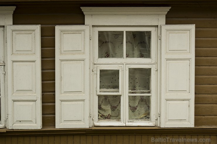 Dekoratīvās logu apmales piesaista daudzus Krāslavas tūristus 133566