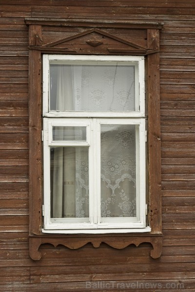 Dekoratīvās logu apmales piesaista daudzus Krāslavas tūristus 133577