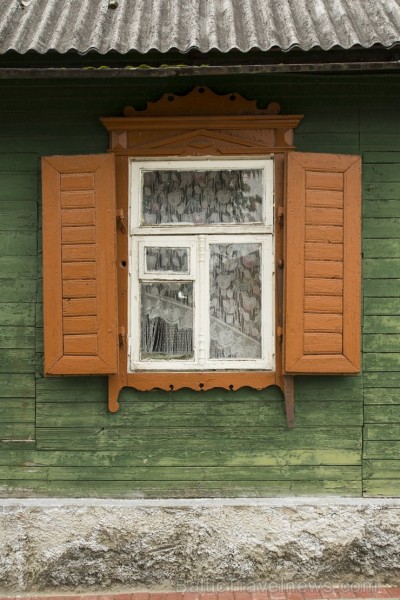 Dekoratīvās logu apmales piesaista daudzus Krāslavas tūristus 133581