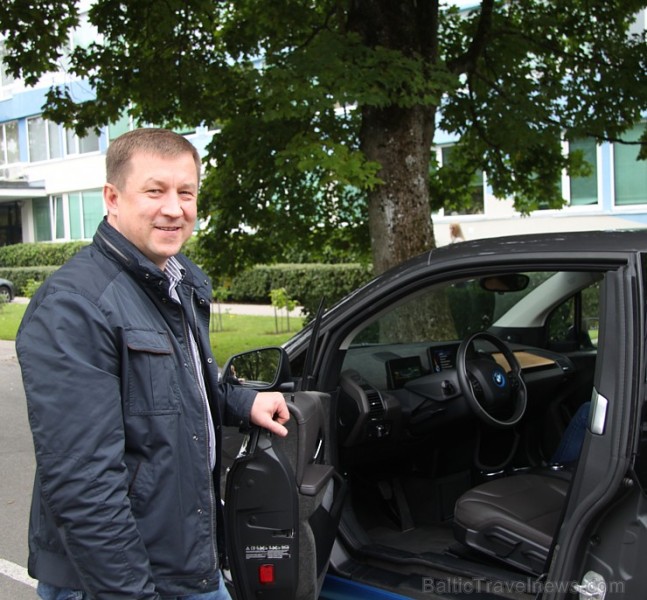 Travelnews.lv kopā ar partneriem ceļo ar moderno tehnoloģiju automašīnu BMW i3 133628