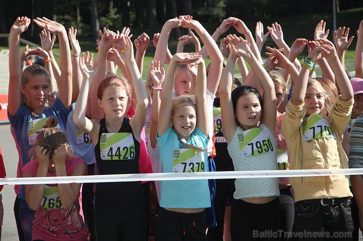 Sporta un labdarības pasākums «Nike Riga Run 2014» pulcē tūkstošiem sportistu 133815