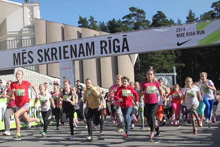 Sporta un labdarības pasākums «Nike Riga Run 2014» pulcē tūkstošiem sportistu 133816