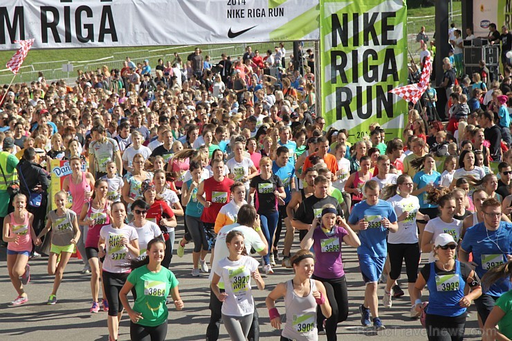 Sporta un labdarības pasākums «Nike Riga Run 2014» pulcē tūkstošiem sportistu 133831